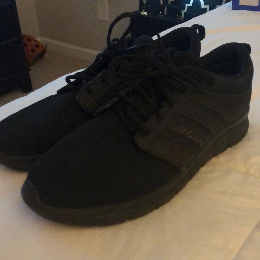 Like new All Black Adidas running shoes